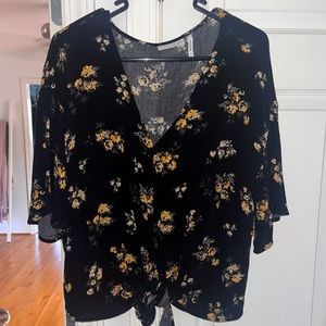 LUQ Size Large Blouse